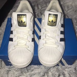 Adidas Superstar